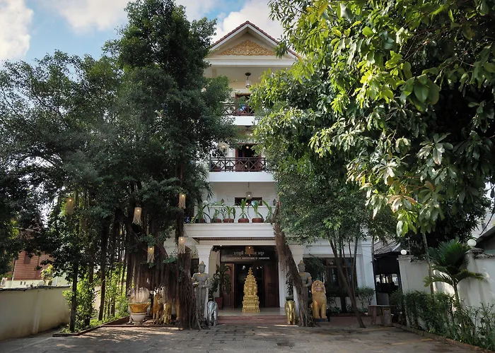 Отель Harmony Indochine D'angkor 4*